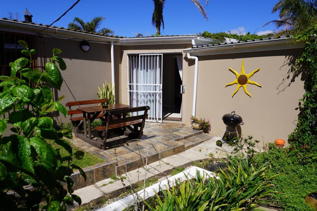 Field'S Rest Bed & Breakfast Port Elizabeth Luaran gambar