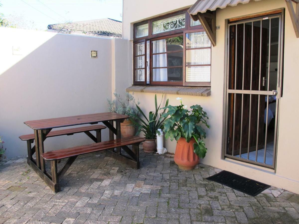 Field'S Rest Bed & Breakfast Port Elizabeth Luaran gambar